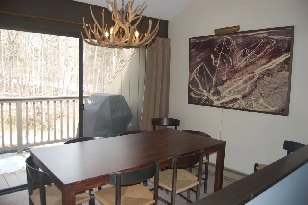 60 Drumleys North Road Warren VT 05674