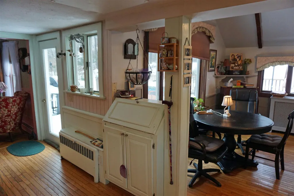 42 Ashuelot Street Swanzey NH 03446