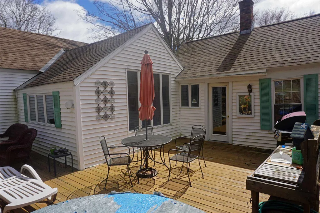42 Ashuelot Street Swanzey NH 03446