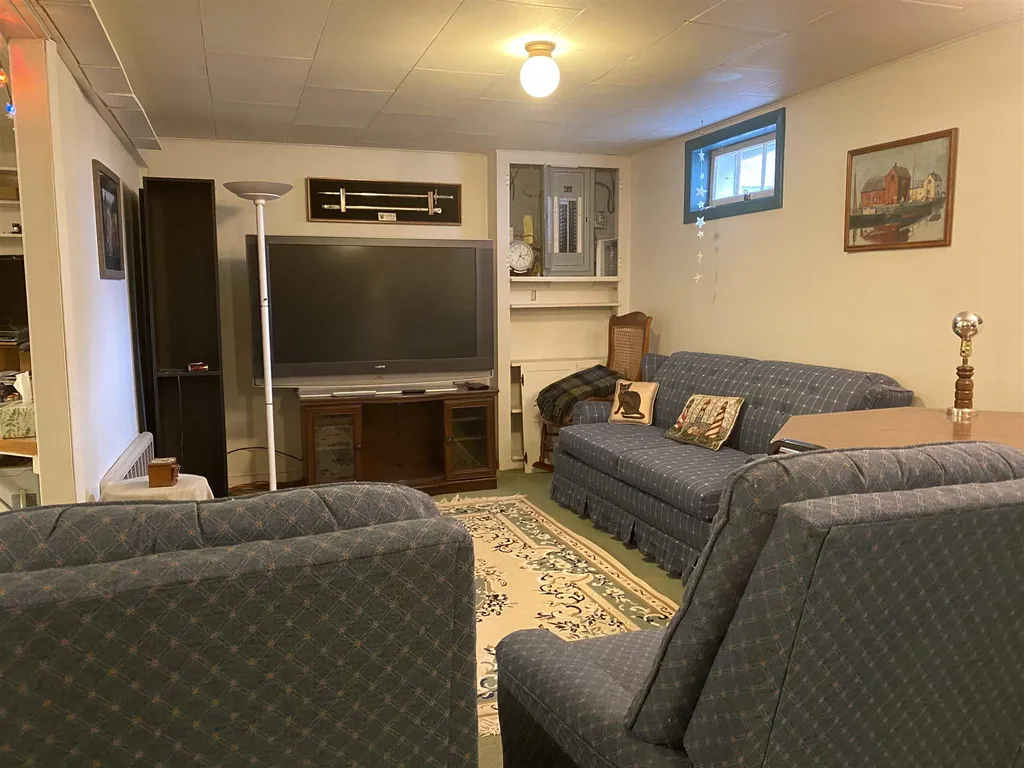 3 Wheelock Road Claremont NH 03743