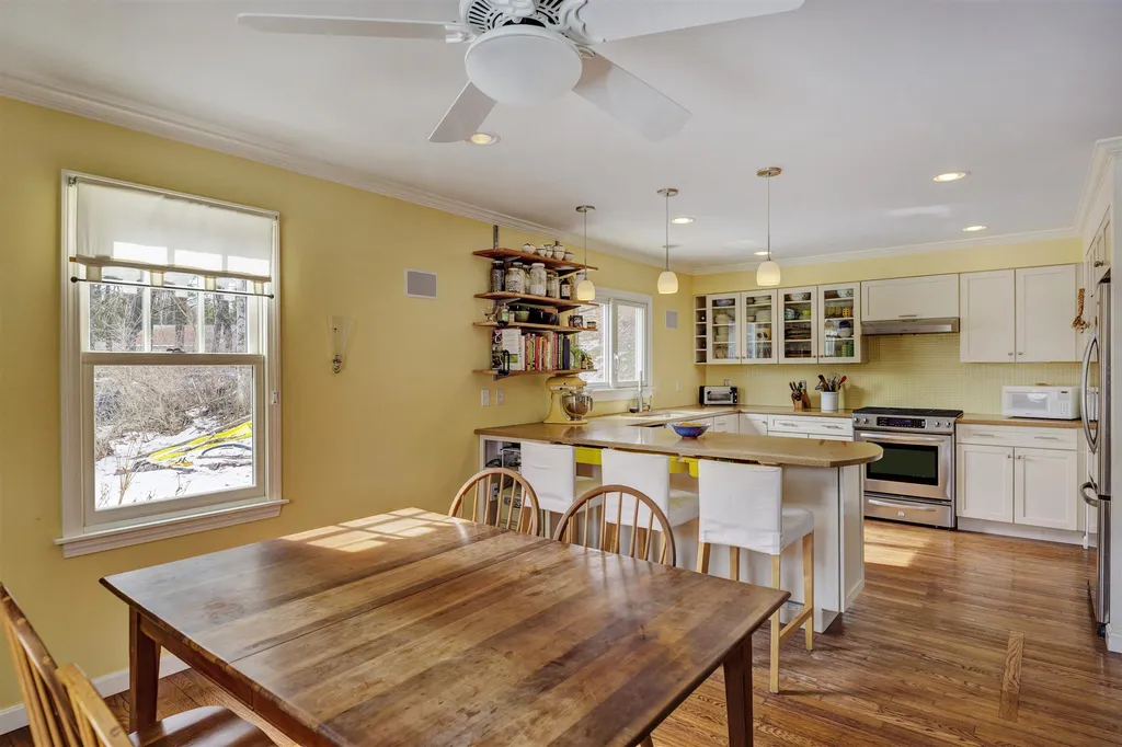 3 Dunster Drive Hanover NH 03755