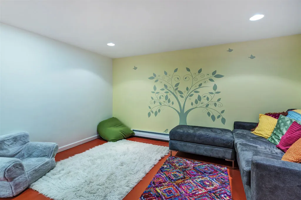 3 Dunster Drive Hanover NH 03755
