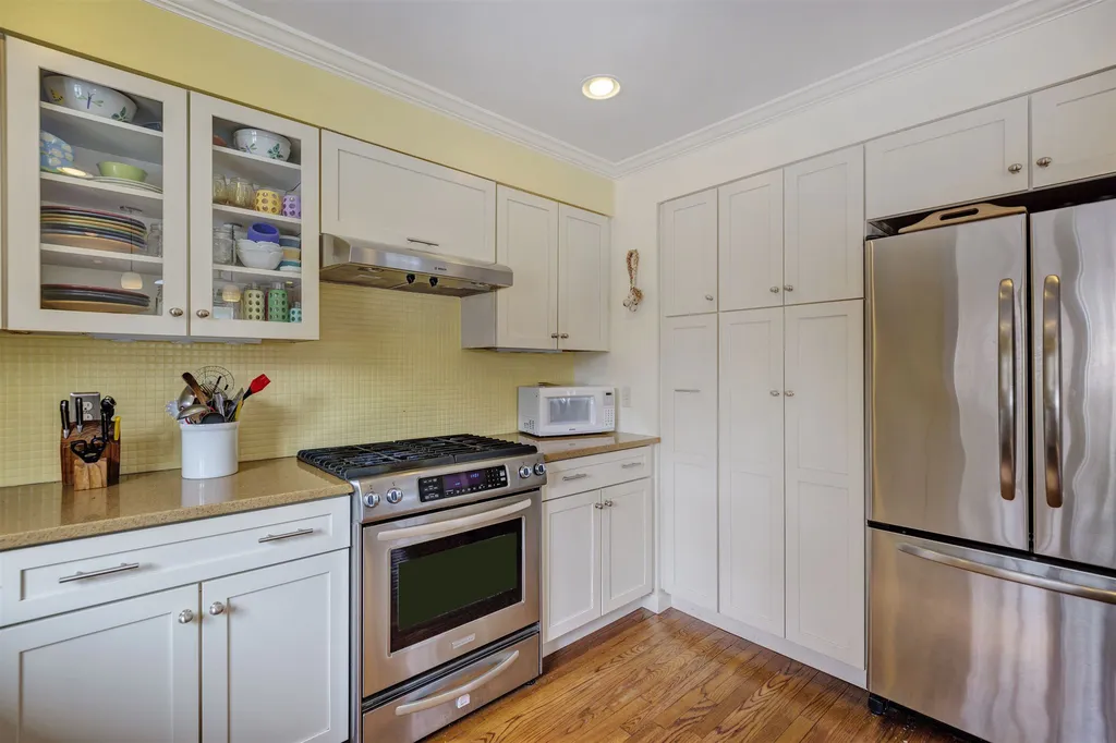3 Dunster Drive Hanover NH 03755