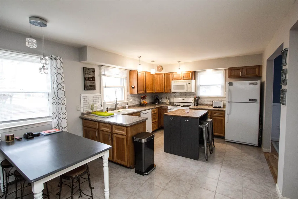 191 Sandhill Road Essex VT 05452