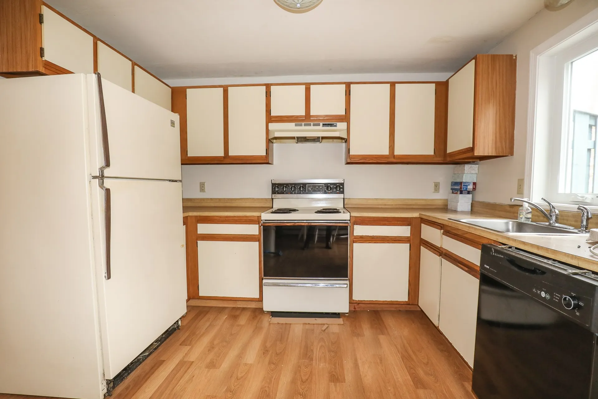 122 Valley West Way Manchester NH 03102