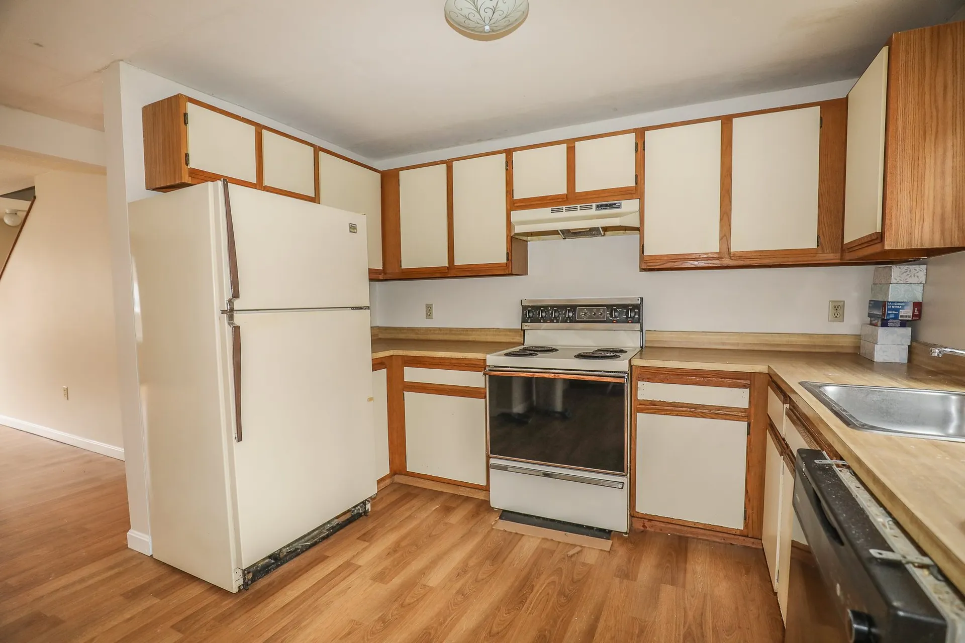 122 Valley West Way Manchester NH 03102