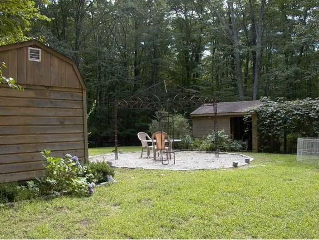 79 Ball Road Kingston NH 03848