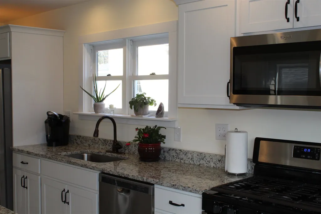 29 Acre Street Bennington NH 03442