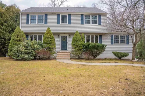 23 Blossom Road Windham NH 03087