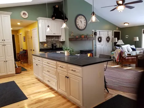 10 Devon Lane Claremont NH 03743
