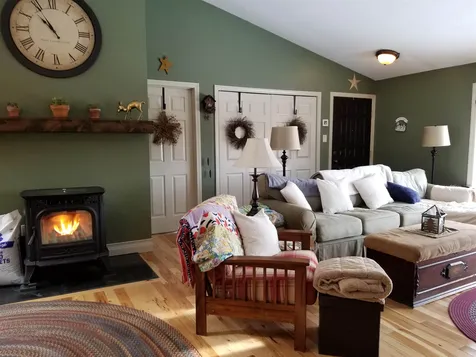 10 Devon Lane Claremont NH 03743