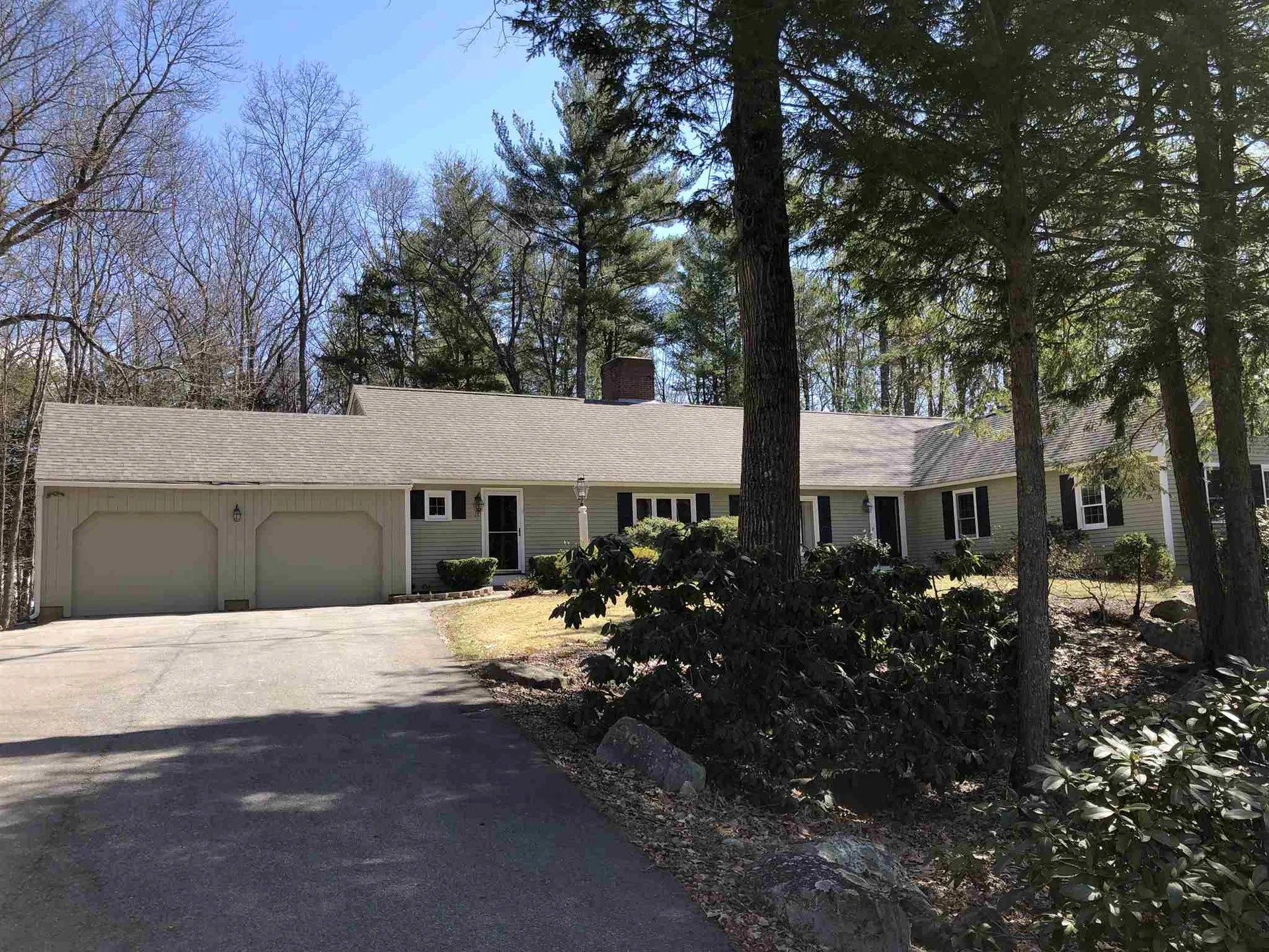 17 Colonial Way Exeter NH 03833