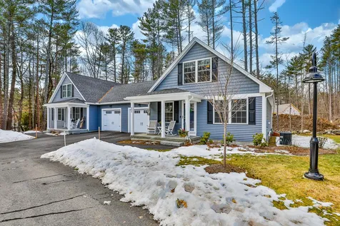20b Cedar Way Goffstown NH 03045