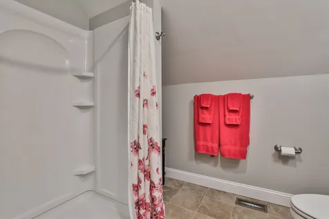 20b Cedar Way Goffstown NH 03045