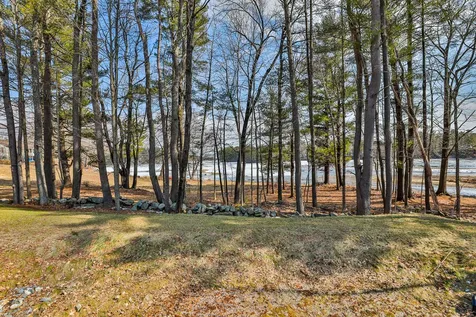 20b Cedar Way Goffstown NH 03045