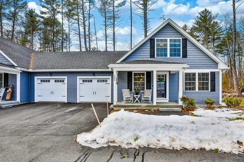 20b Cedar Way Goffstown NH 03045