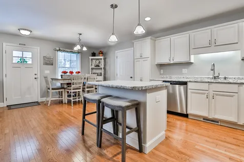 20b Cedar Way Goffstown NH 03045