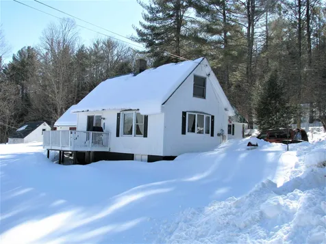 5 Veasey Drive Hebron NH 03241