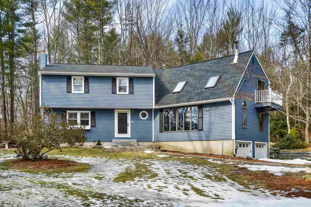 8 Pingree Hill Road Derry NH 03038