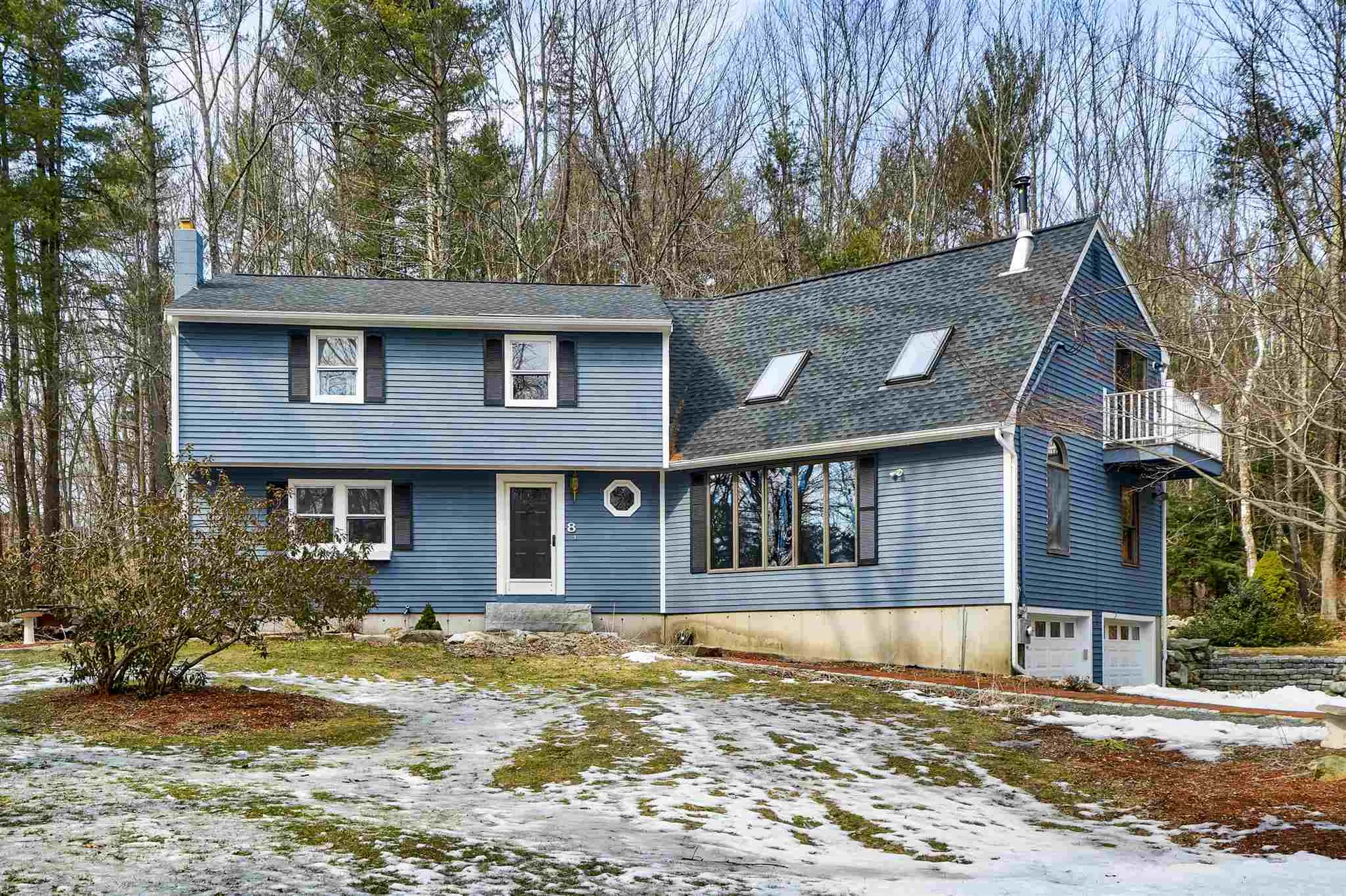 8 Pingree Hill Road Derry NH 03038