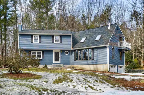 8 Pingree Hill Road Derry NH 03038