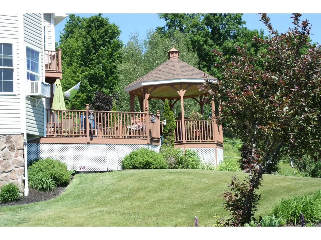 29 Campbell Road Newport City VT 05855