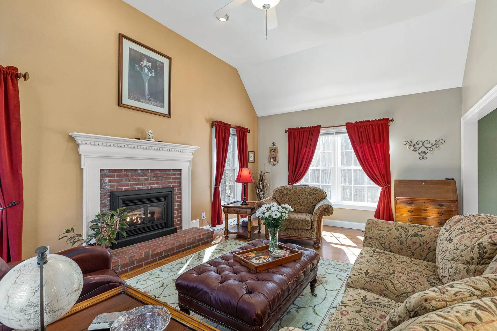 8 Wiggin Way Stratham NH 03885