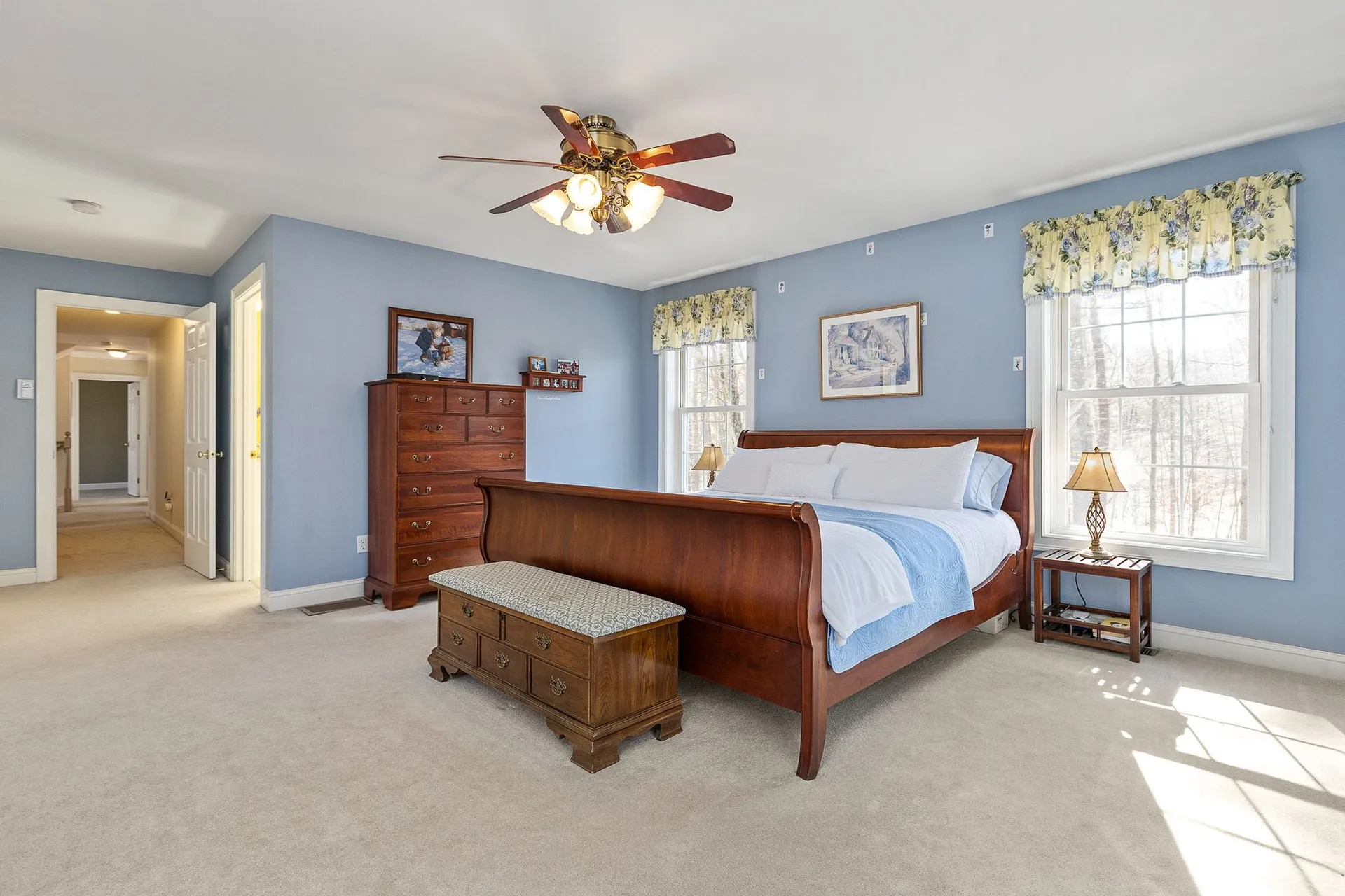 8 Wiggin Way Stratham NH 03885