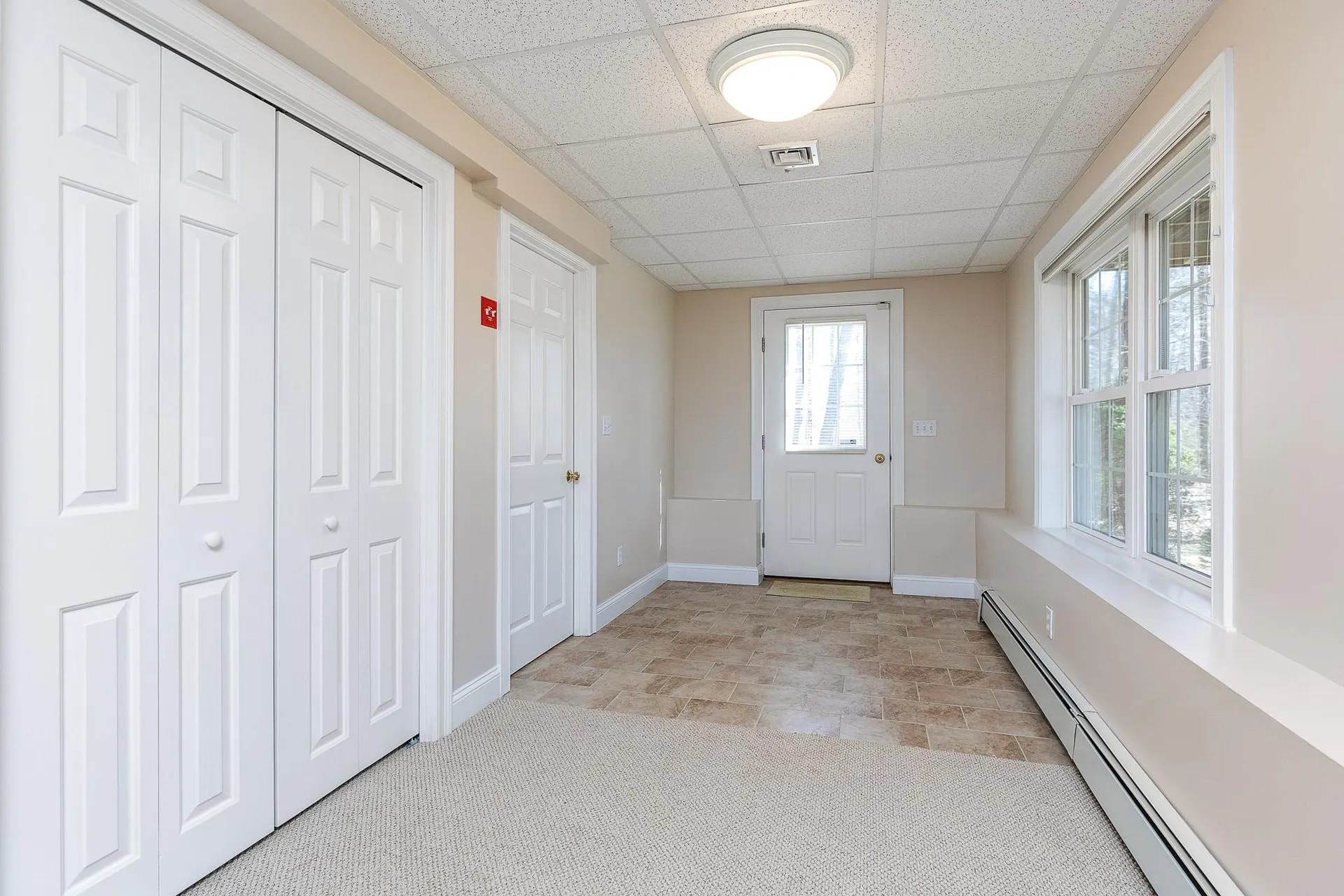 8 Wiggin Way Stratham NH 03885