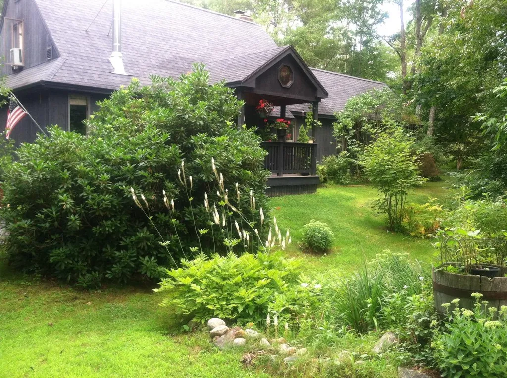 52 Moharimet Drive Madbury NH 03823