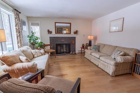 52 Moharimet Drive Madbury NH 03823
