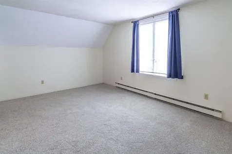 52 Moharimet Drive Madbury NH 03823