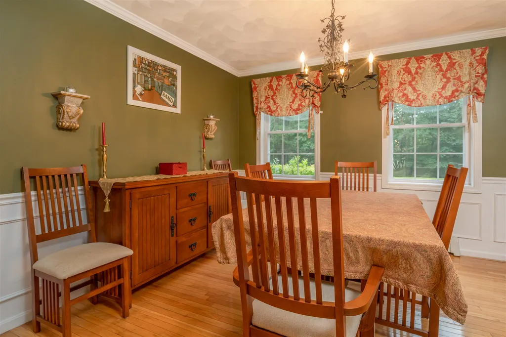 55 Freshet Road Madbury NH 03823