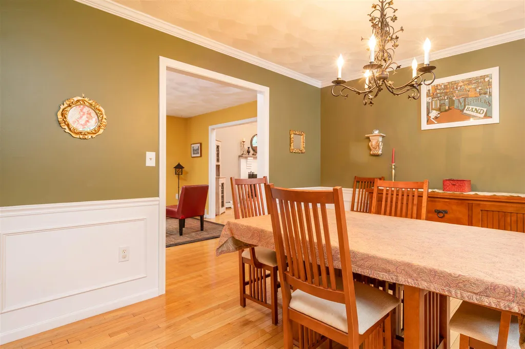 55 Freshet Road Madbury NH 03823