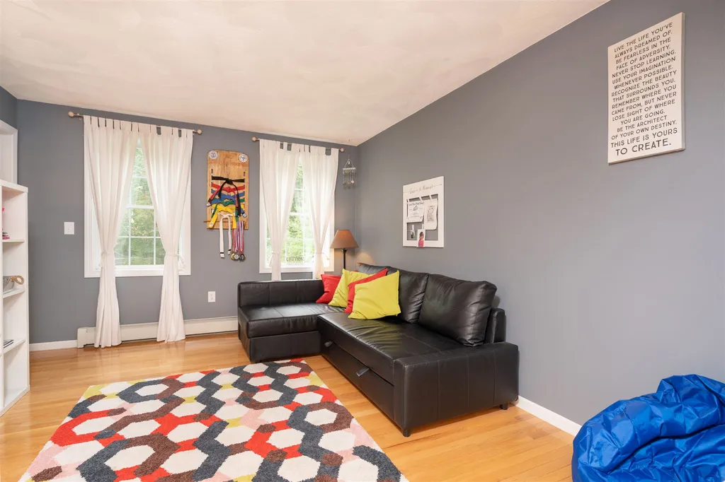 55 Freshet Road Madbury NH 03823
