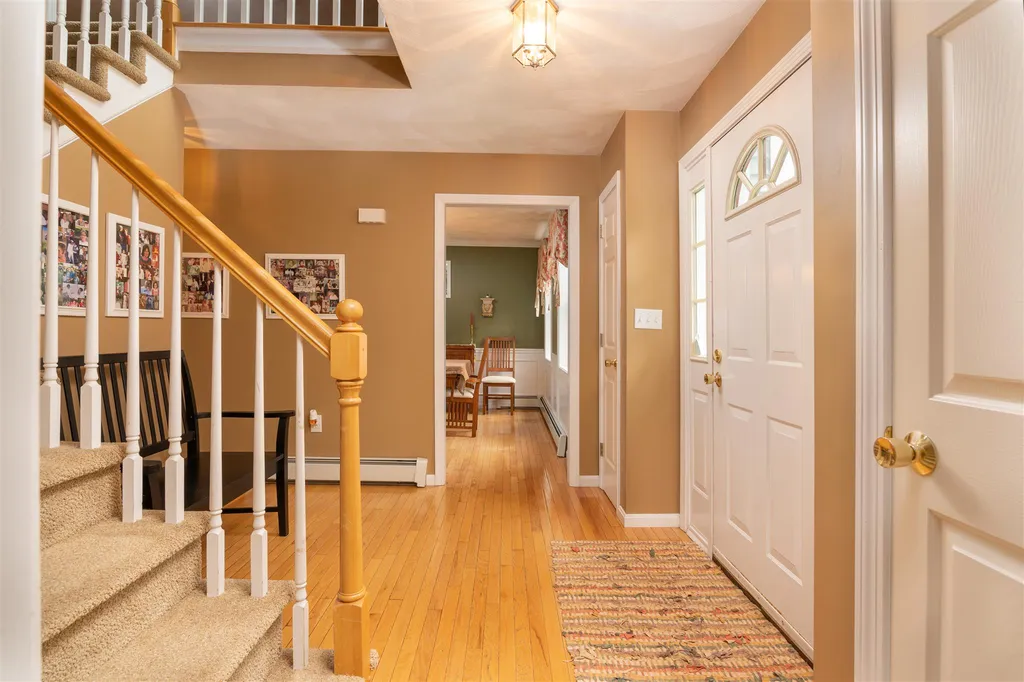 55 Freshet Road Madbury NH 03823