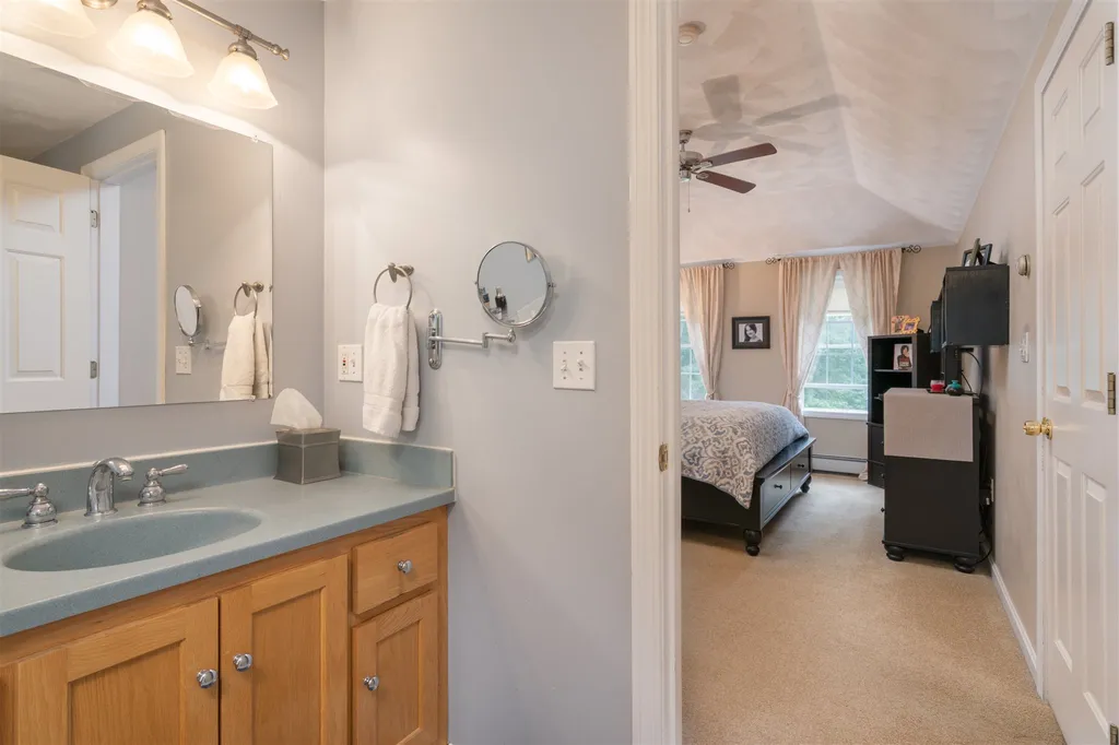 55 Freshet Road Madbury NH 03823