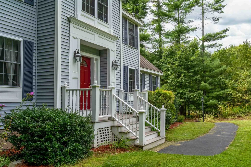 55 Freshet Road Madbury NH 03823