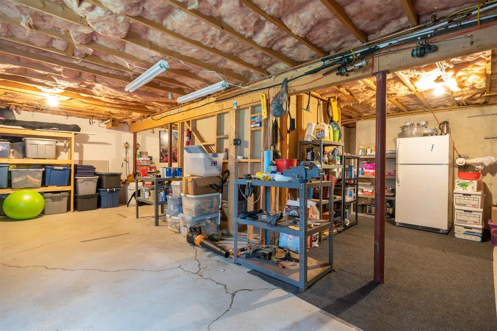 55 Freshet Road Madbury NH 03823