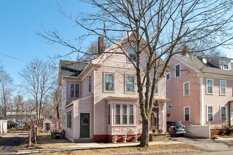139 Cass Street Portsmouth NH 03801