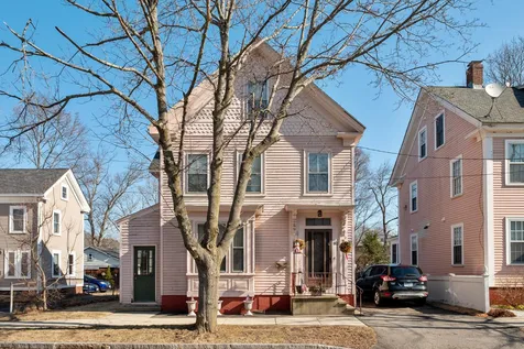 139 Cass Street Portsmouth NH 03801