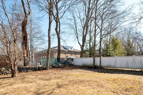 139 Cass Street Portsmouth NH 03801