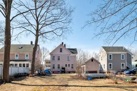 139 Cass Street Portsmouth NH 03801