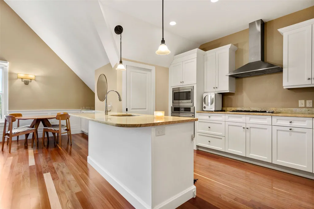51 Islington Street Portsmouth NH 03801