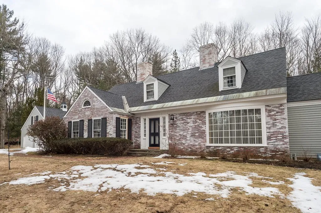 15 Laurel Lane Durham NH 03824