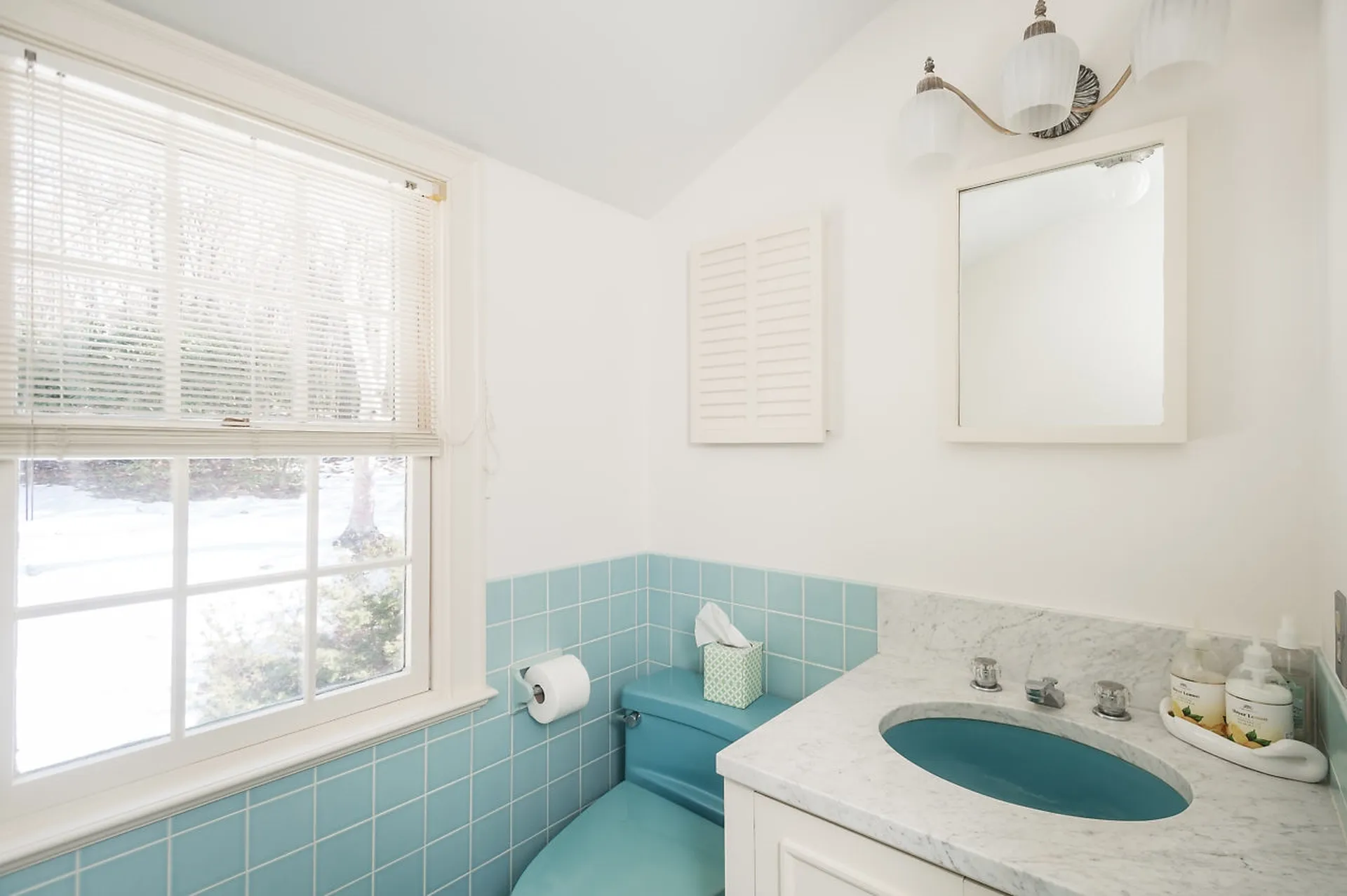 15 Laurel Lane Durham NH 03824