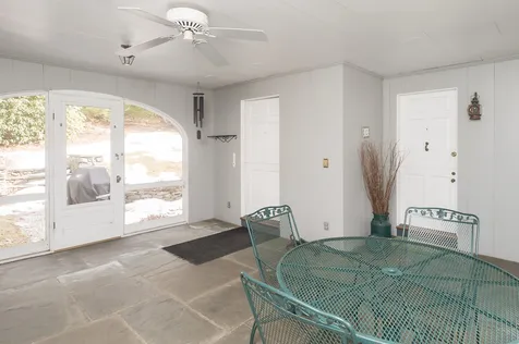 15 Laurel Lane Durham NH 03824