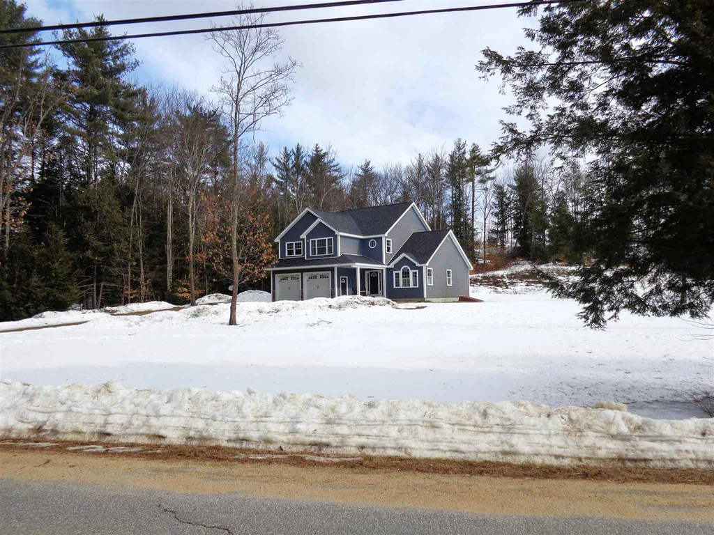 9 Riverwood Drive New Hampton NH 03256