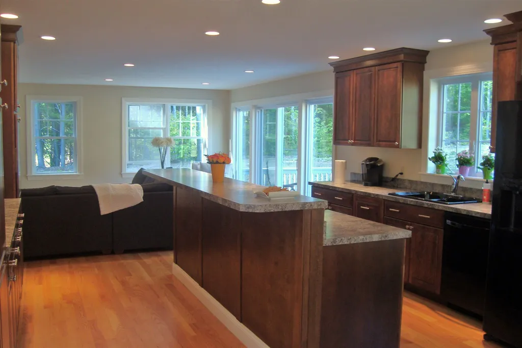 9 Riverwood Drive New Hampton NH 03256
