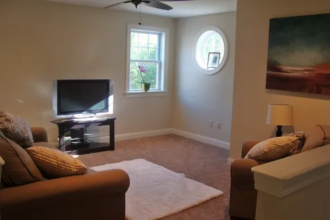 9 Riverwood Drive New Hampton NH 03256